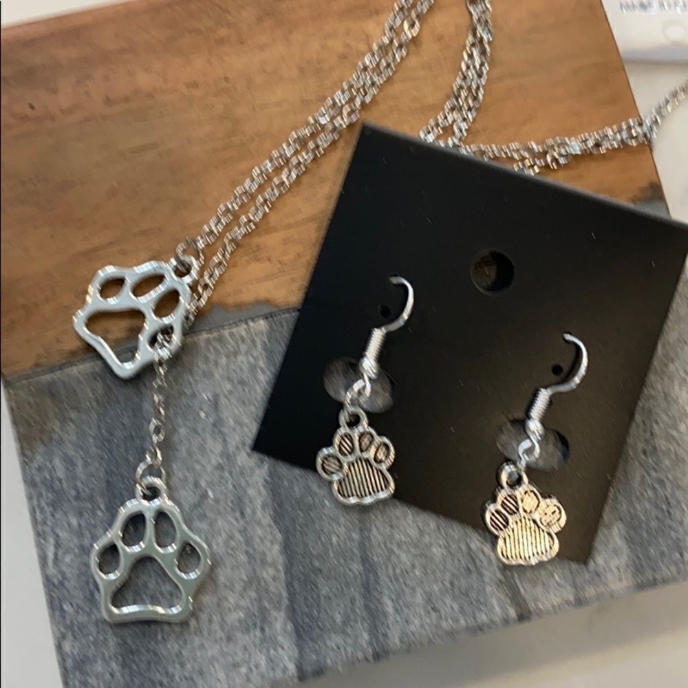 Dog lover necklace and earring set‎